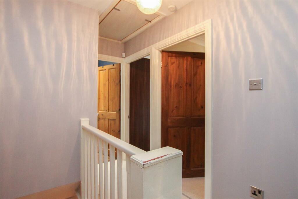 Additional image 11 of The Finchingfields, Kelvedon Hatch, Brentwood