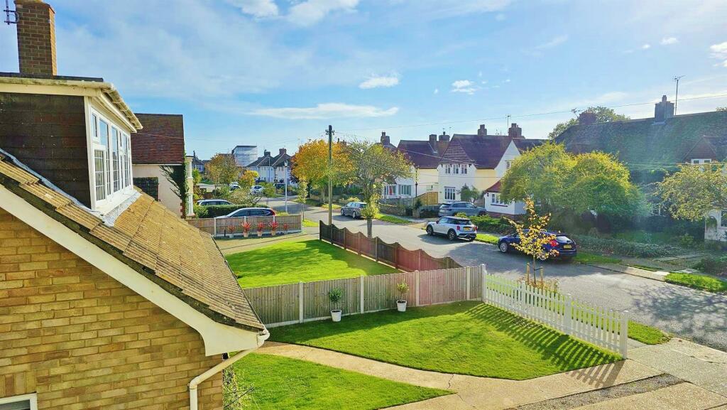 Additional image 2 of Greenway, Frinton-On-Sea