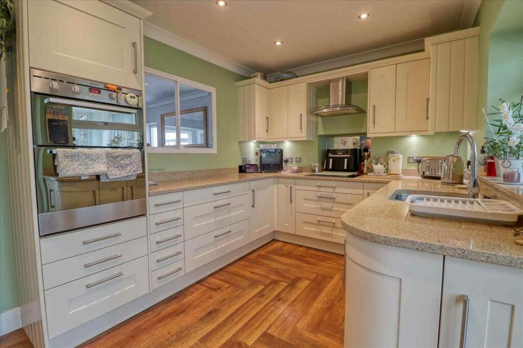 Additional image 22 of The Esplanade, Holland on Sea