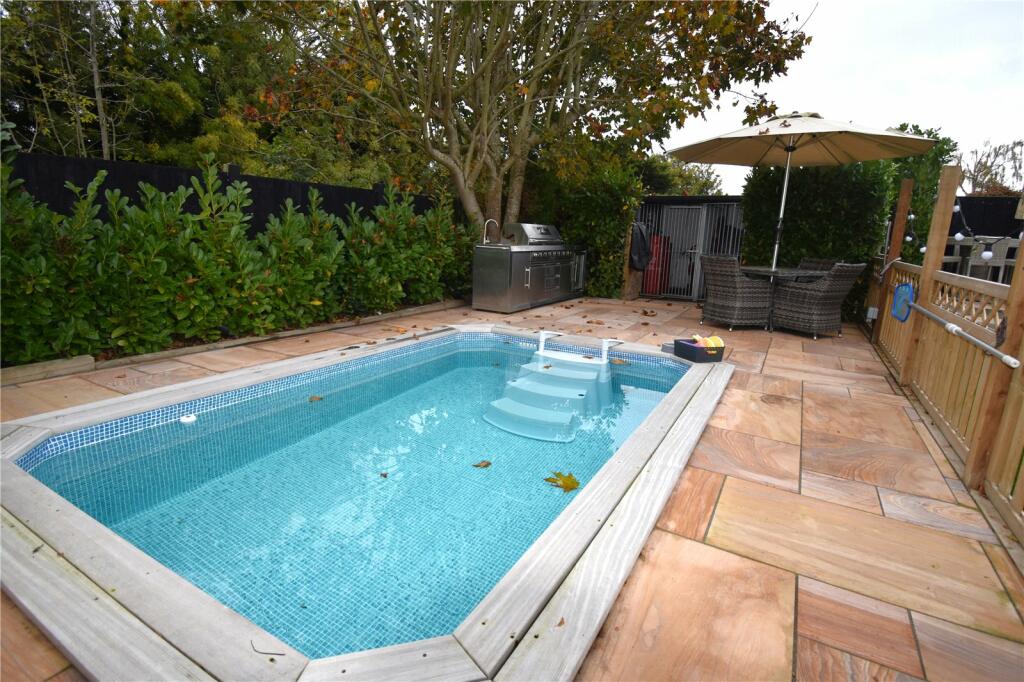 Additional image 4 of Fronks Road, Harwich, Essex, CO12