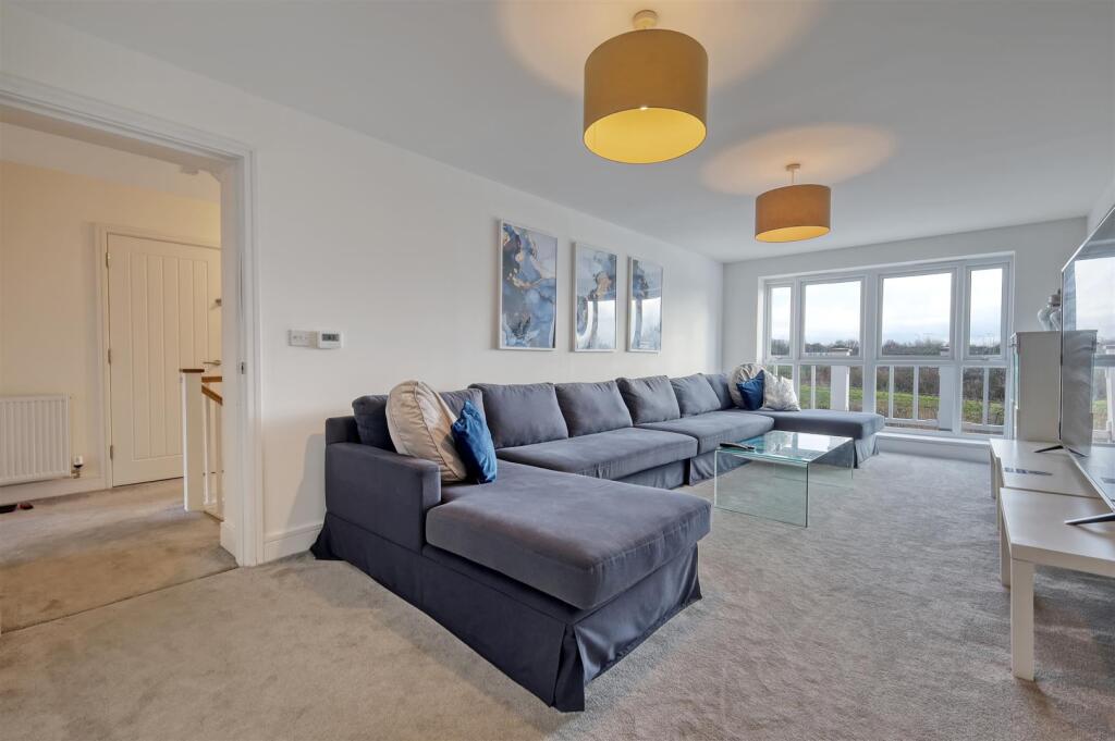 Additional image 19 of Grantham Drive, Chelmsford