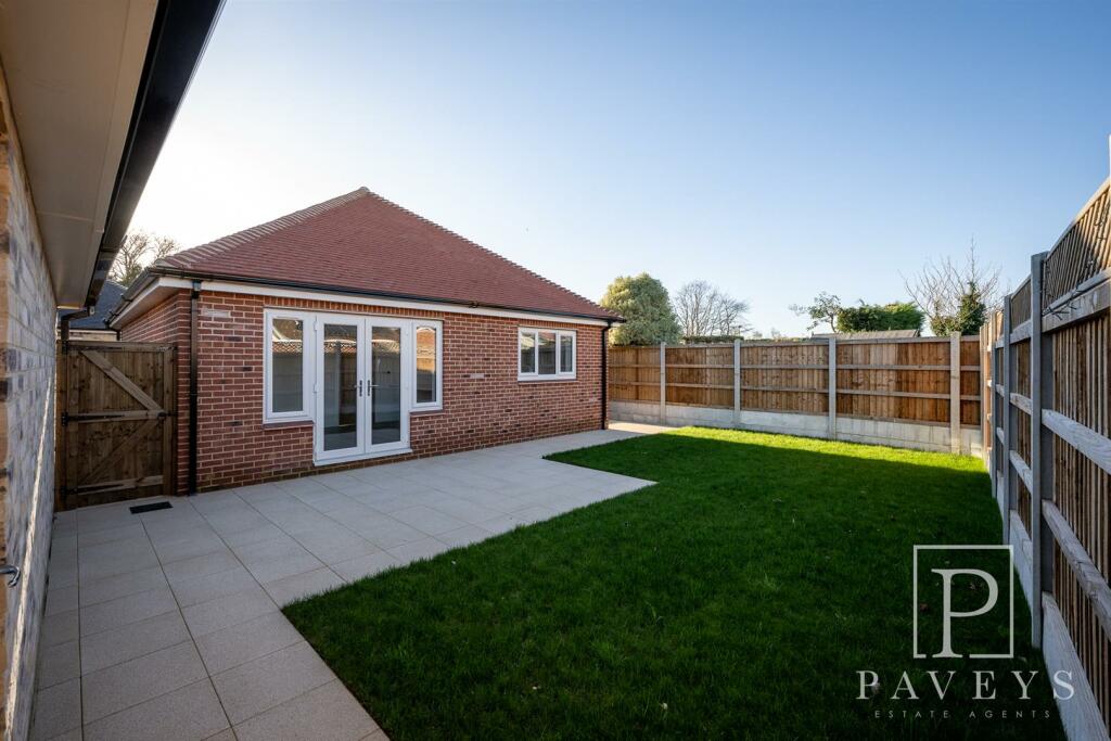 Additional image 17 of Turpins Lane, Kirby Cross, Frinton-On-Sea