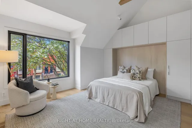 Additional image 22 of 768 Richmond St