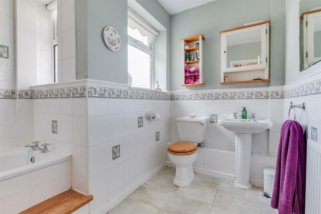 Additional image 23 of Lees Lane, Neston