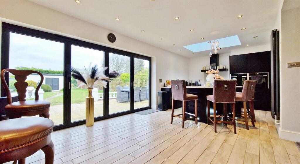 Additional image 2 of Frinton Road, Kirby Cross