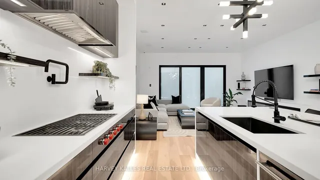 Additional image 17 of 4 Douglas Cres
