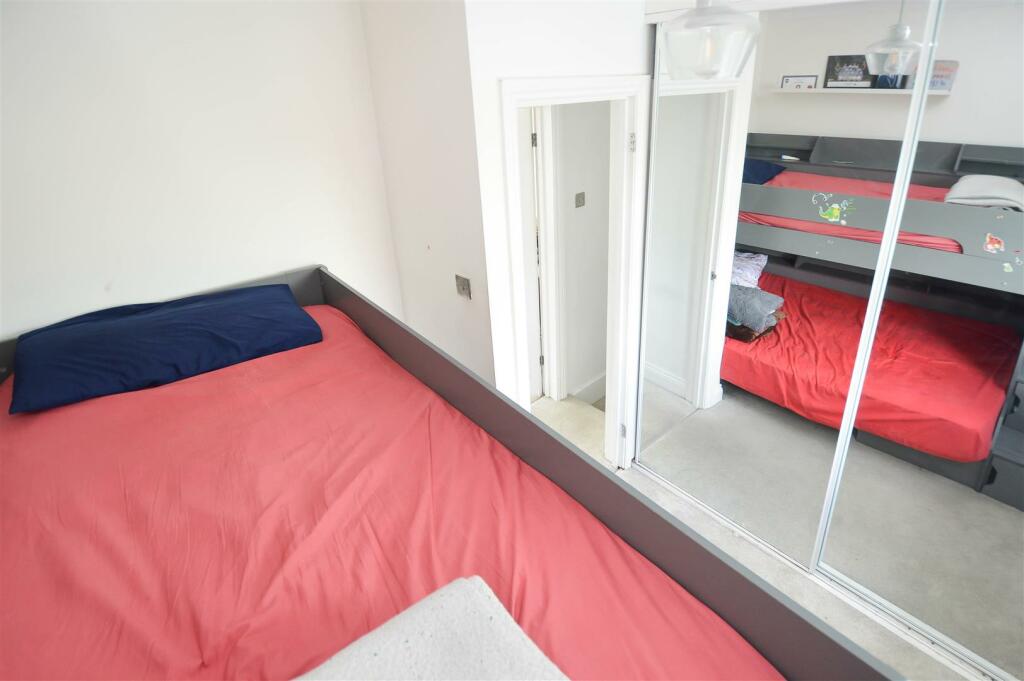 Additional image 11 of Coxtie Green Road, Pilgrims Hatch, Brentwood