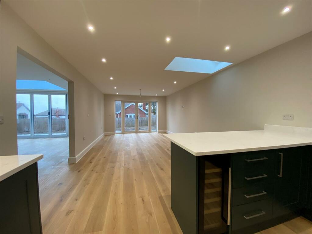 Additional image 4 of Stoney Hills, Burnham-On-Crouch