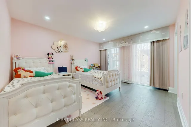 Additional image 35 of 22 Kenneth Wood Cres