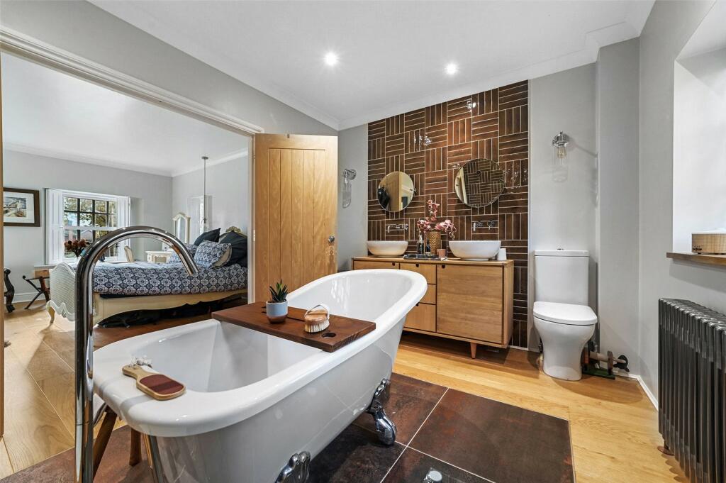 Additional image 14 of Les Bois, High Road, Layer-de-la-Haye, Colchester, CO2