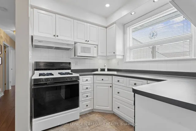 Additional image 9 of 63 Packard Blvd