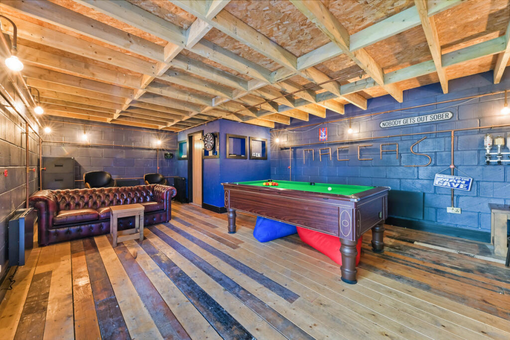 Additional image 13 of Nutfield Road, Coulsdon, CR5