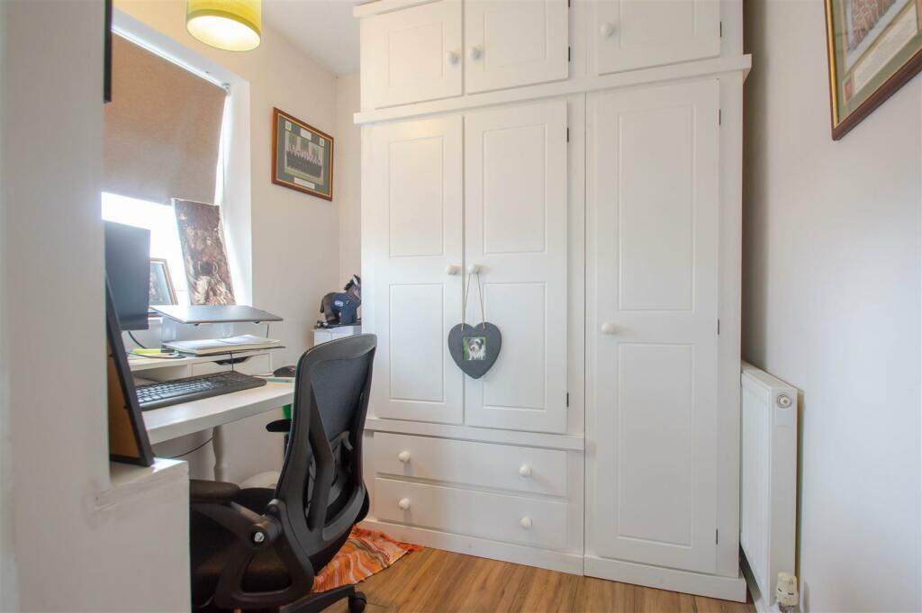 Additional image 10 of Stambourne Road, Toppesfield, Halstead