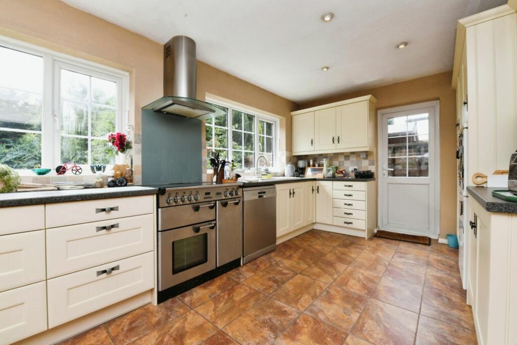 Additional image 7 of Gablefields, Chelmsford, CM2