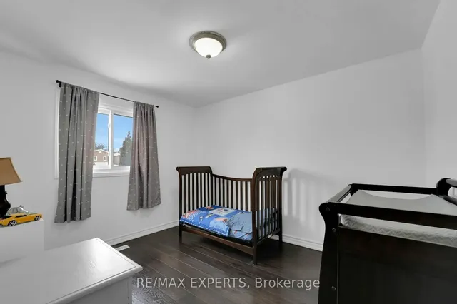 Additional image 28 of 10 Cassander Cres