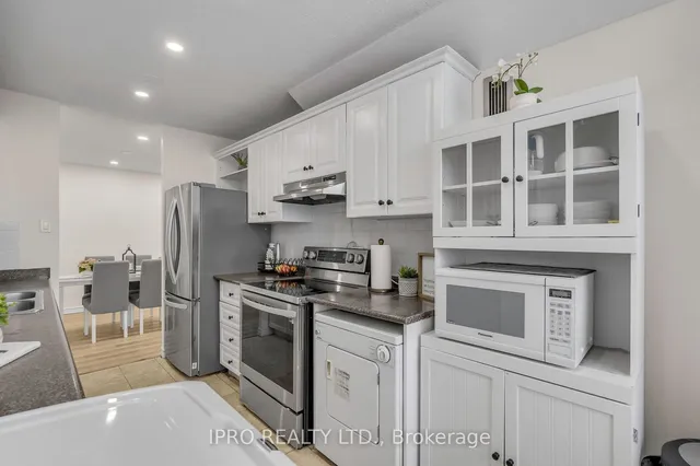 Additional image 29 of 21 Knightsbridge Rd Unit 1903