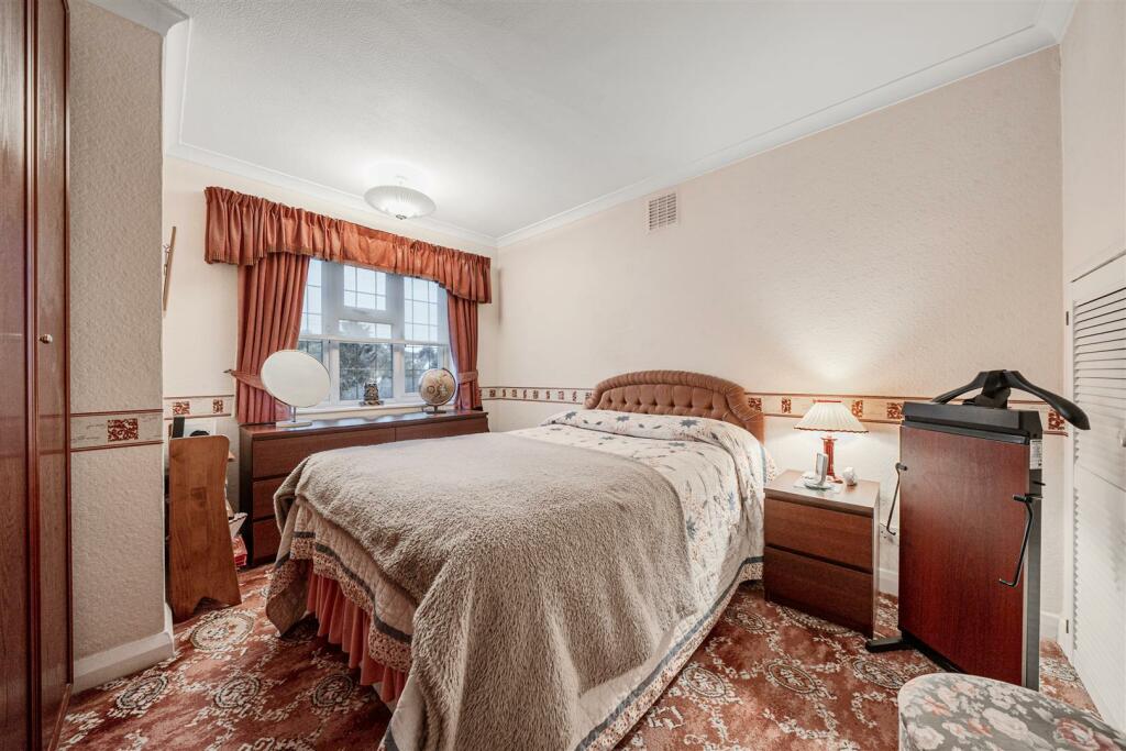 Additional image 17 of Lackford Road, Chipstead, Coulsdon