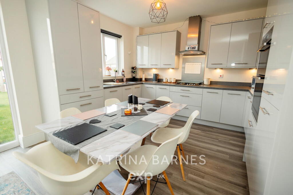 Additional image 20 of Radley Avenue, Silver End