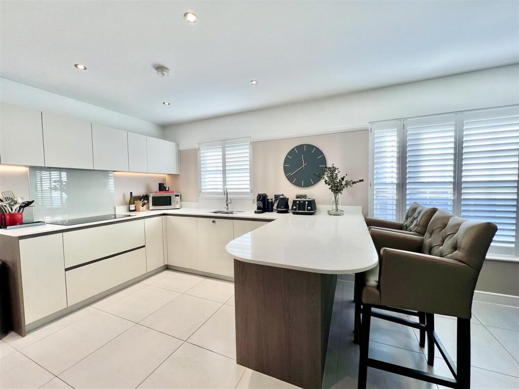 Additional image 8 of Maple Close, Writtle, Chelmsford