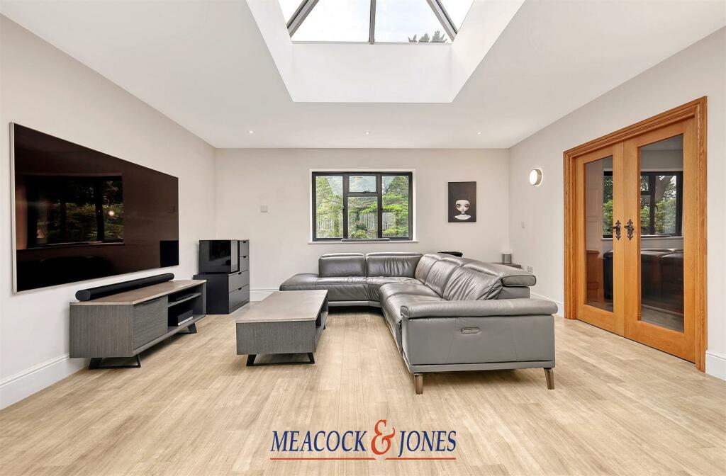 Additional image 7 of Weald Road, South Weald, Brentwood