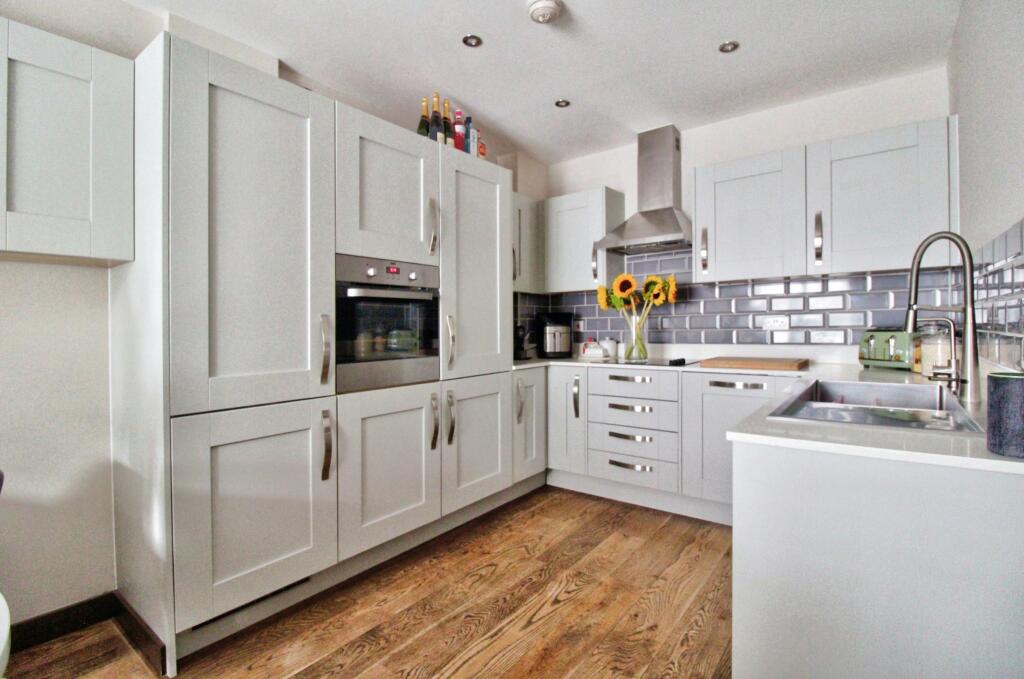 Additional image 8 of Elm Gardens, Mountnessing, CM15