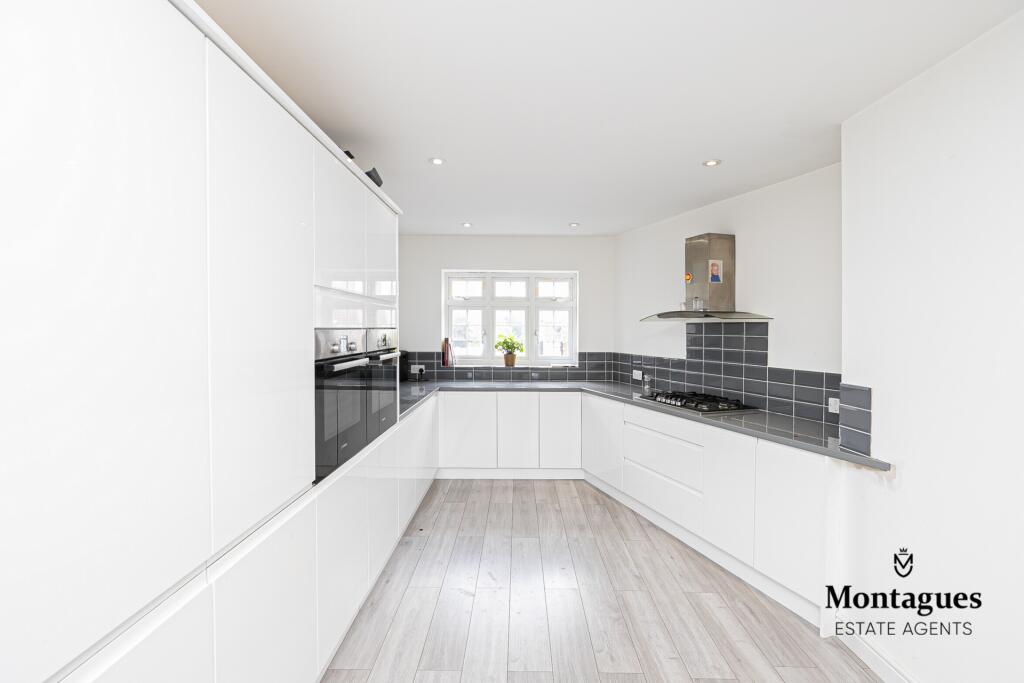 Additional image 5 of Stewards Close, Epping, CM16