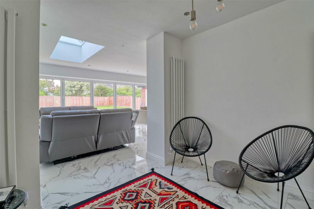 Additional image 10 of Upper Third Avenue, Frinton on Sea