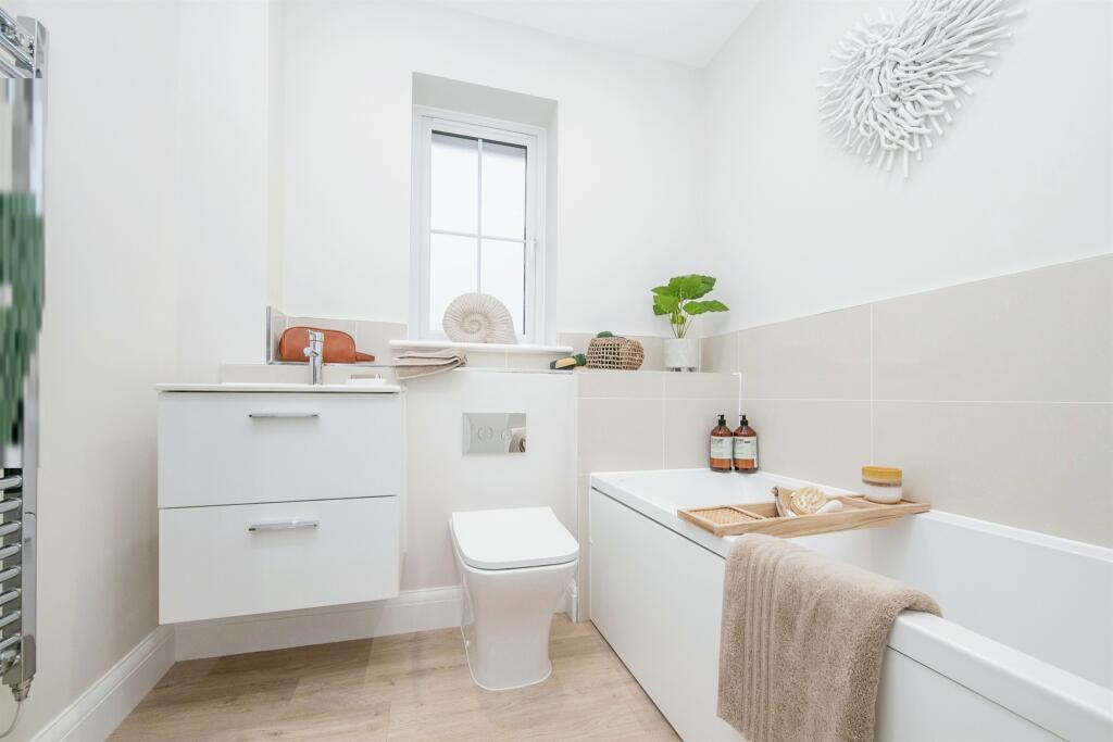 Additional image 13 of Martello Drive, Kirby Road, Walton On The Naze