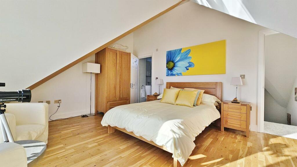 Additional image 25 of Green Lane, Walton On The Naze