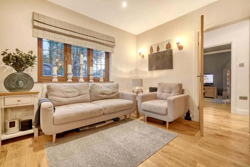 Additional image 16 of Park Lane, Herongate