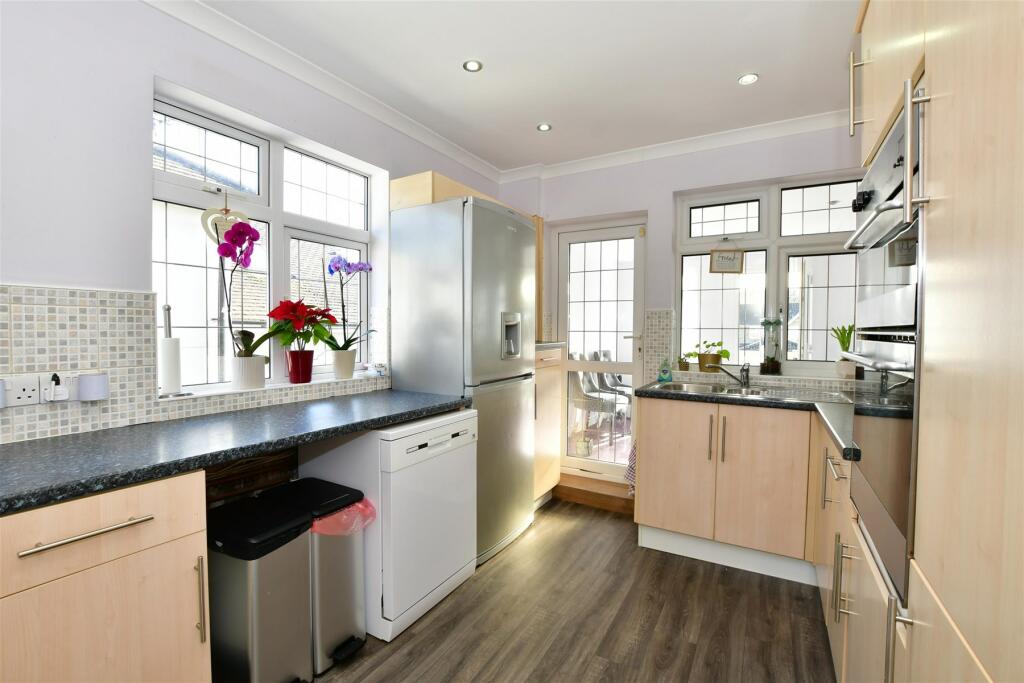 Additional image 6 of Hillside Road, Billericay, Essex