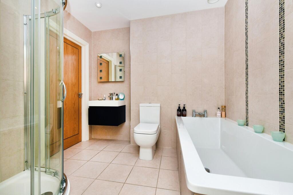 Additional image 11 of New Road, Brentwood, Essex, CM14