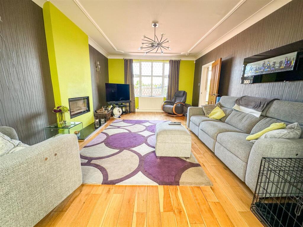 Additional image 4 of First Avenue, East Clacton, Essex