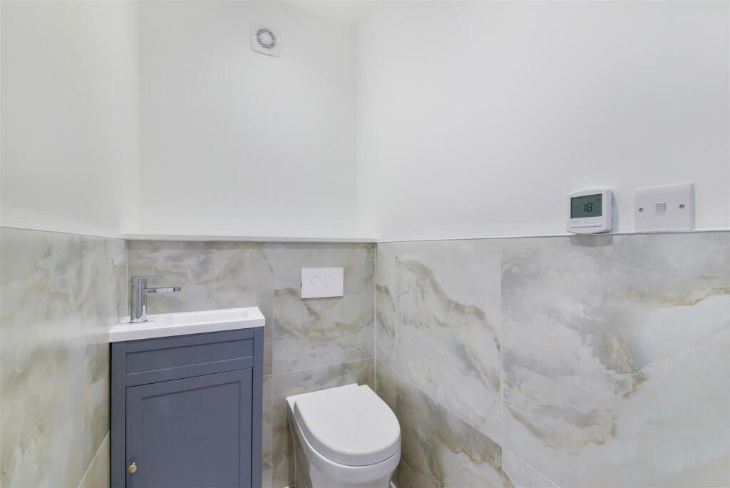 Additional image 24 of Harewood Road, South Croydon