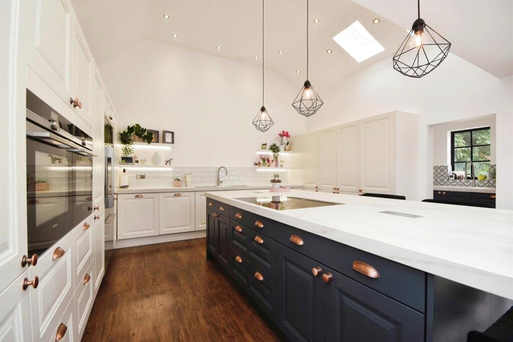 Additional image 5 of Tan House Lane, Navestockside, Brentwood