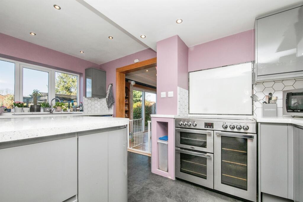 Additional image 9 of Canhams Road, Great Cornard, Sudbury