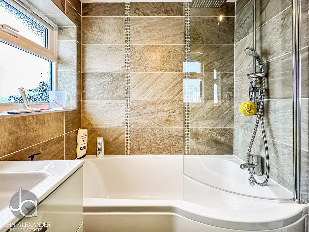 Additional image 11 of Cloverlands, Colchester