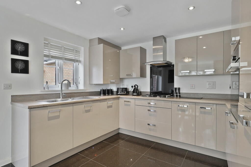 Additional image 3 of Pippin Road, Ongar, Essex, CM5