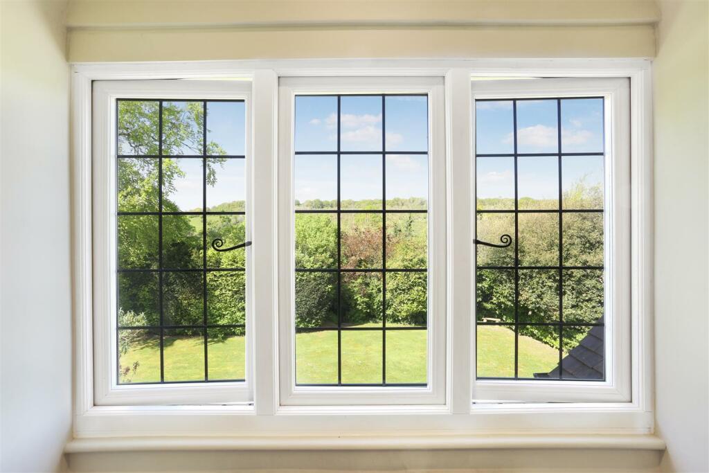Additional image 37 of Hazelwood Lane, Chipstead