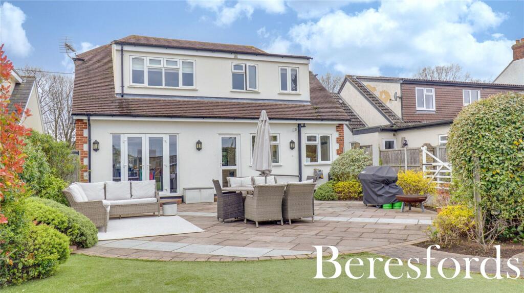 Additional image 28 of Coxtie Green Road, Pilgrims Hatch, CM14