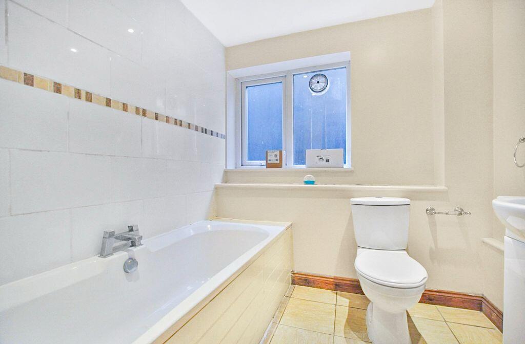 Additional image 8 of Leat Close, Sawbridgeworth, CM21 9LZ