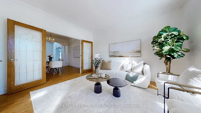 Additional image 4 of 520 Falconridge Cres