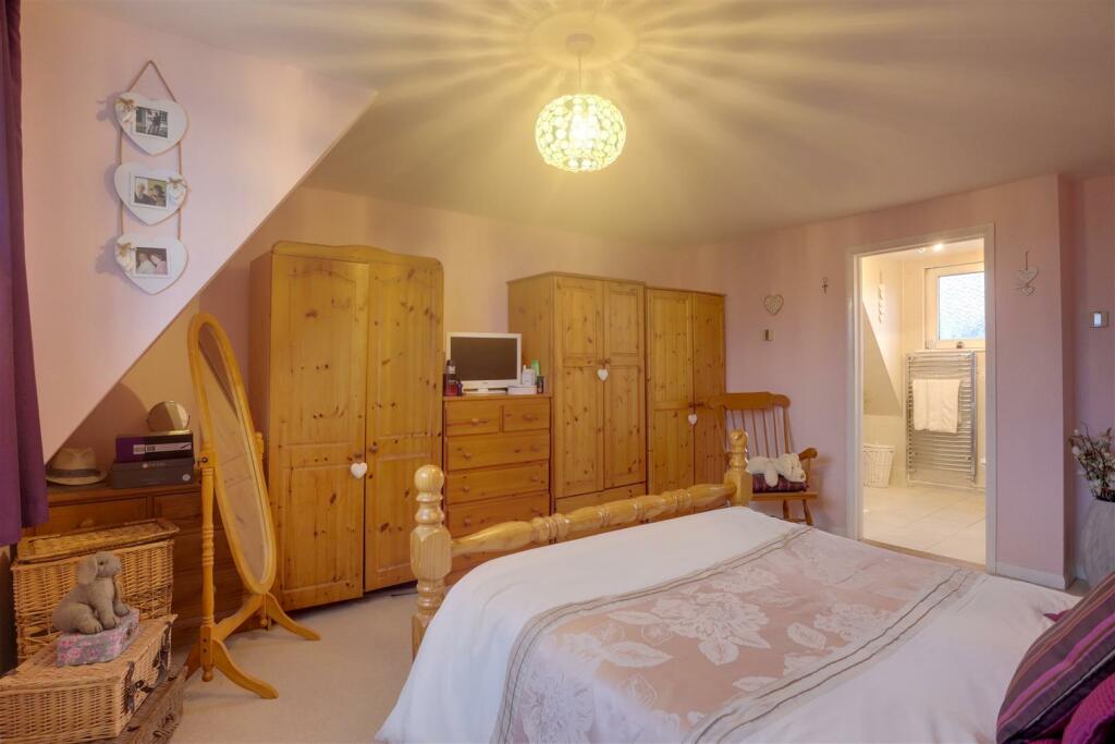 Additional image 13 of Briarfields, Kirby-Le-Soken, Frinton-On-Sea