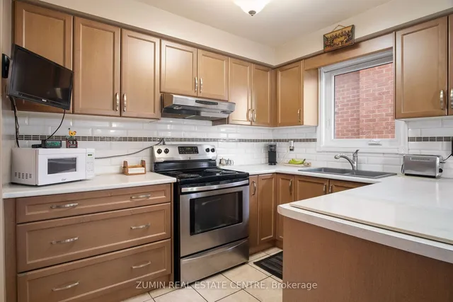 Additional image 11 of 77 Bordeaux Crct