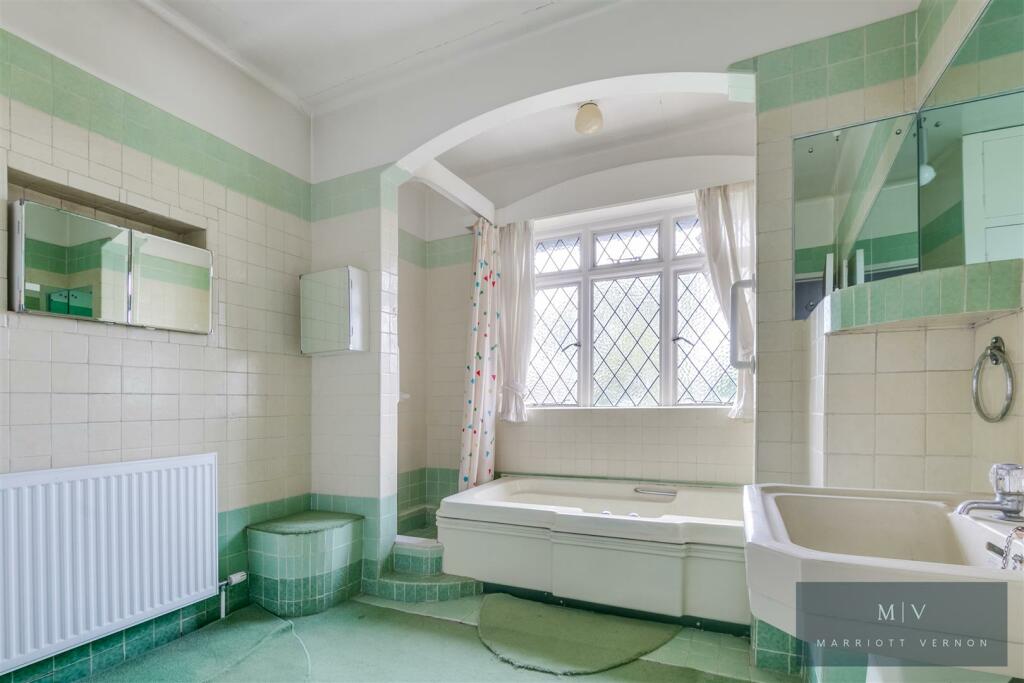 Additional image 9 of North Down, Sanderstead, CR2