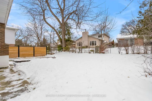 Additional image 38 of 63 Lockton Cres