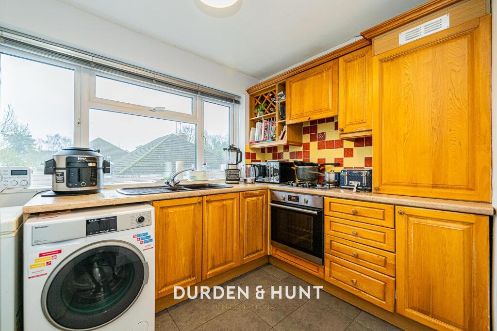 Additional image 4 of Hammonds Lane, Great Warley, CM13