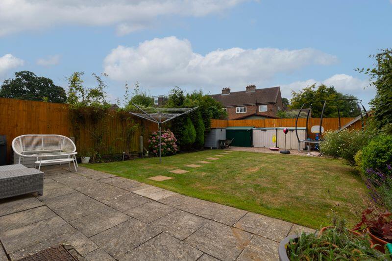 Additional image 4 of Cedar Close, Warlingham