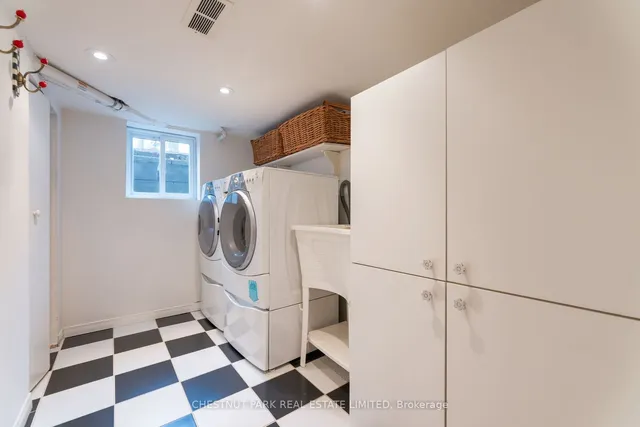 Additional image 12 of 14 Ottawa St