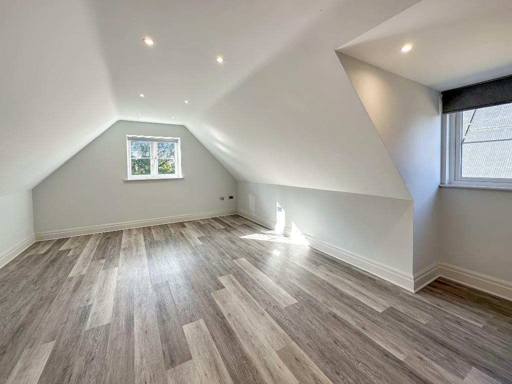 Additional image 5 of Limpsfield Road, Warlingham, Surrey, CR6 9RL